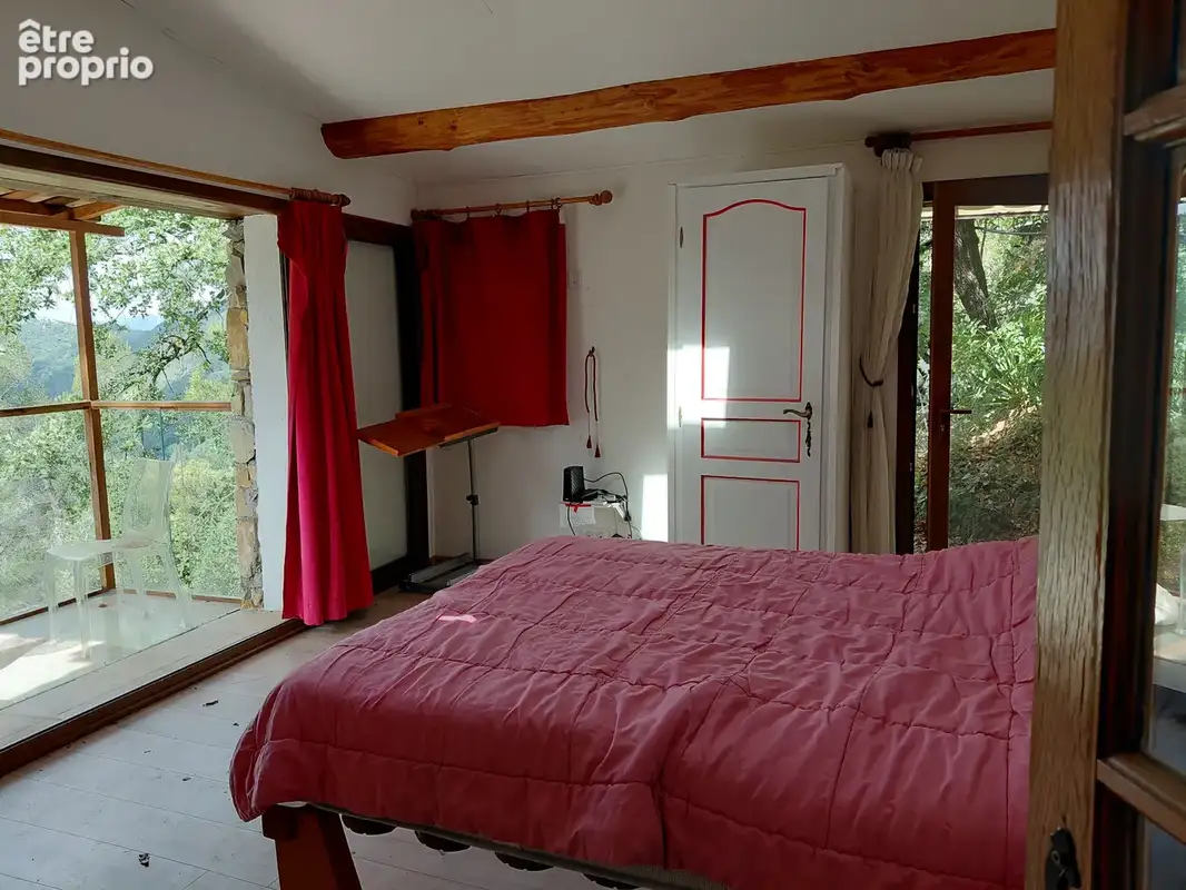 Maison à vendre avec 26200m² de terrain à PEILLE - photo 8