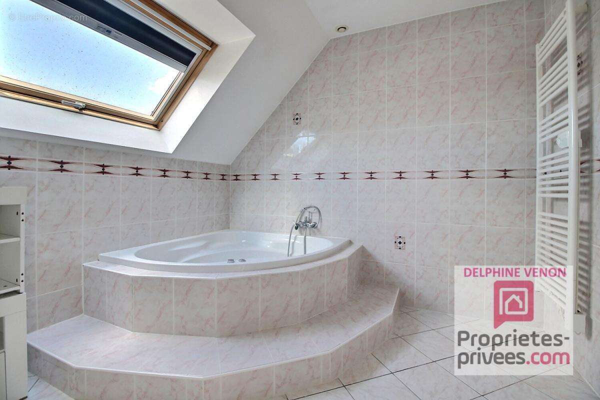 Maison à CHATEAUNEUF-SUR-LOIRE