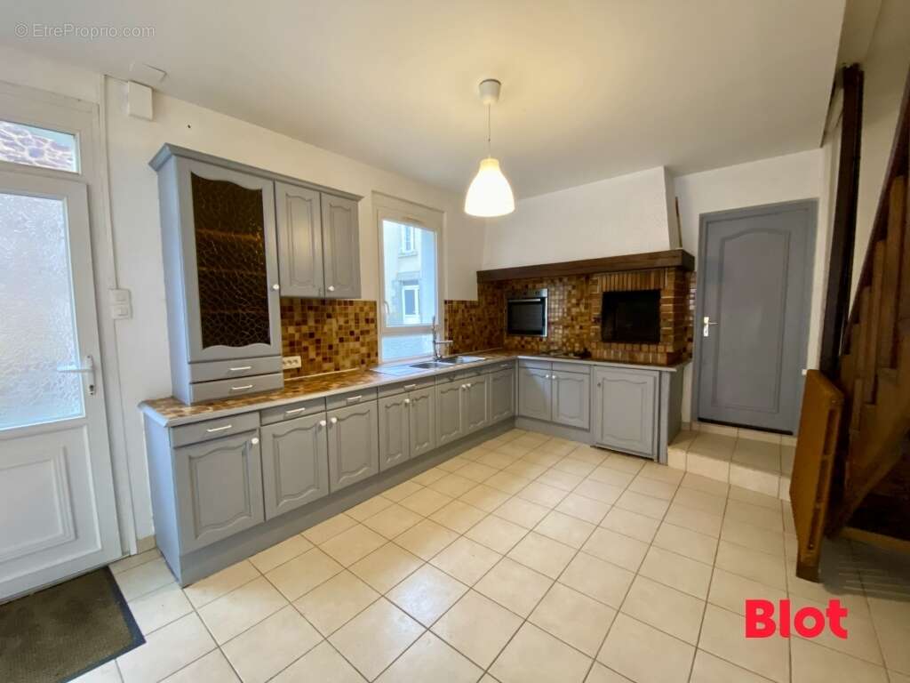 Maison à MONTAUBAN-DE-BRETAGNE