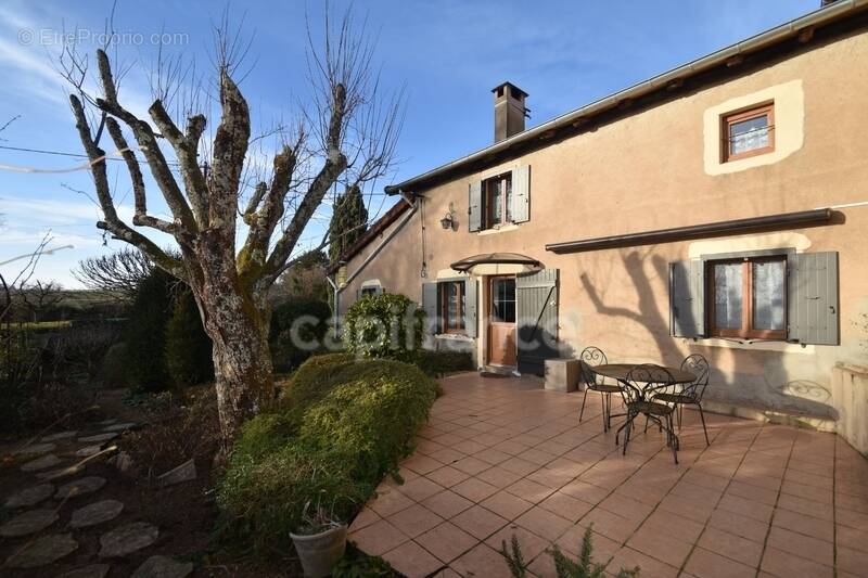 Maison à CHAUFFAILLES