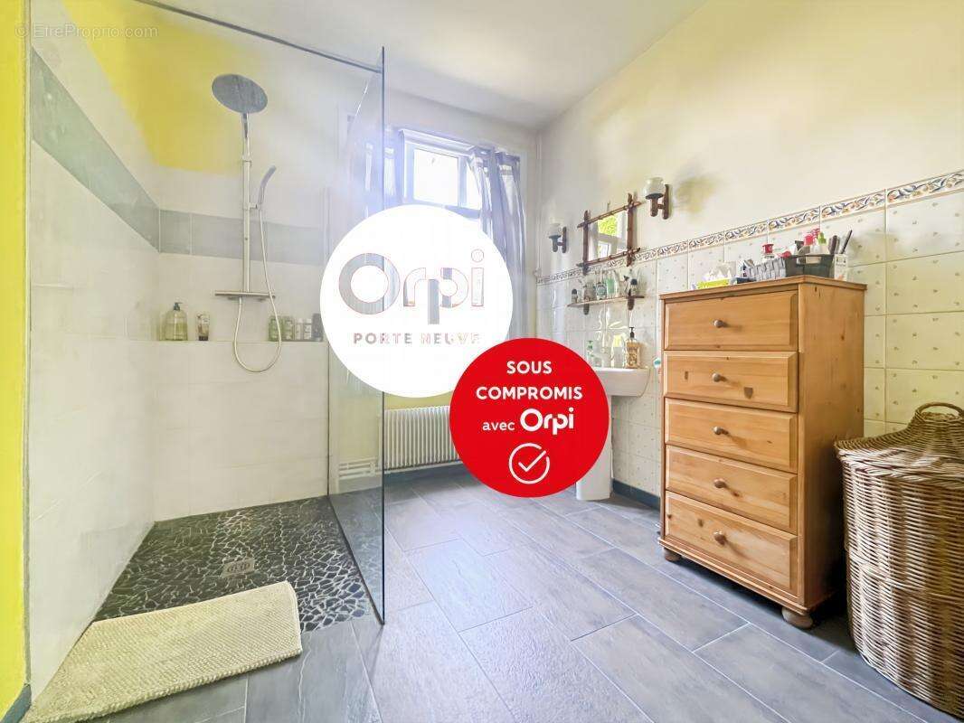 Maison à LA CAPELLE-LES-BOULOGNE