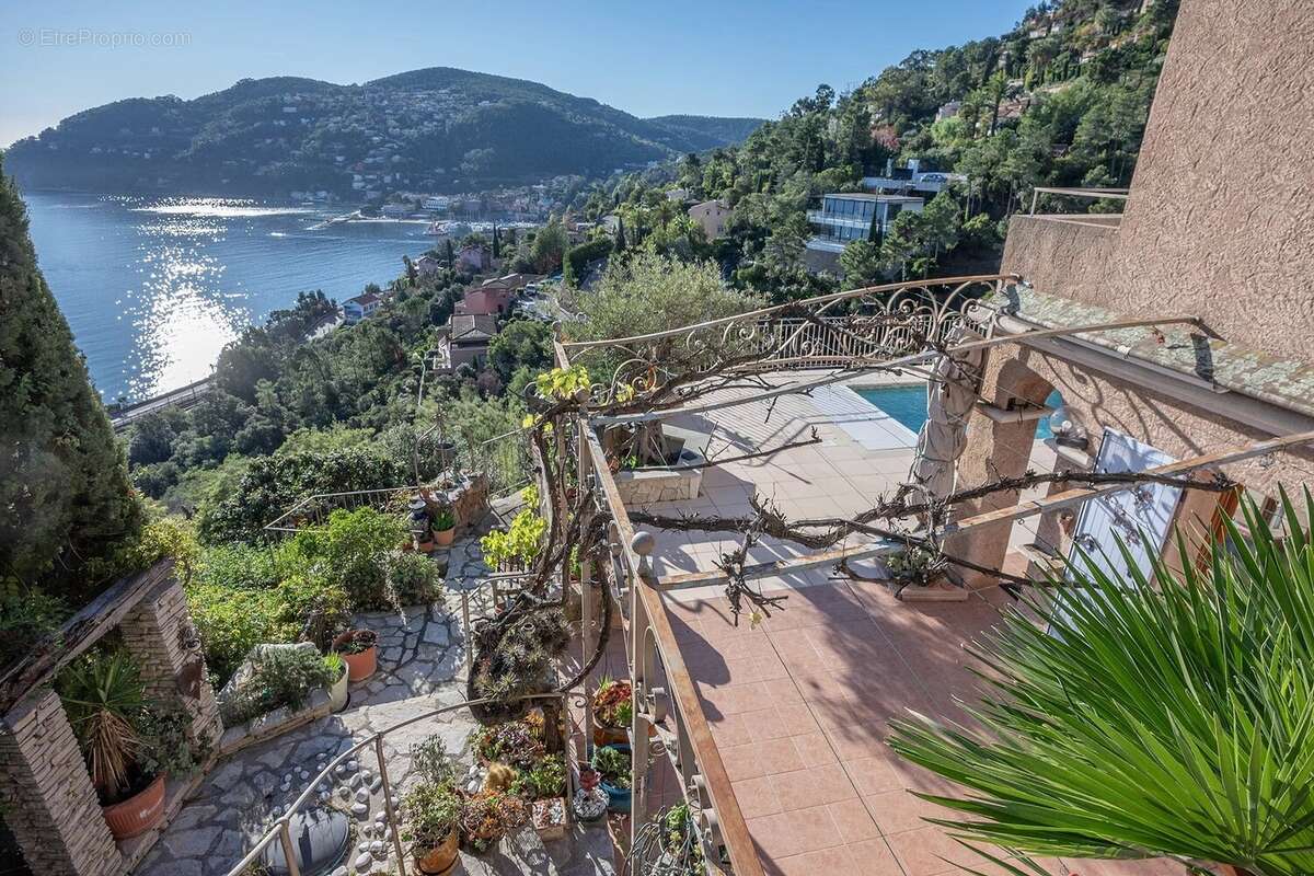 Maison à THEOULE-SUR-MER