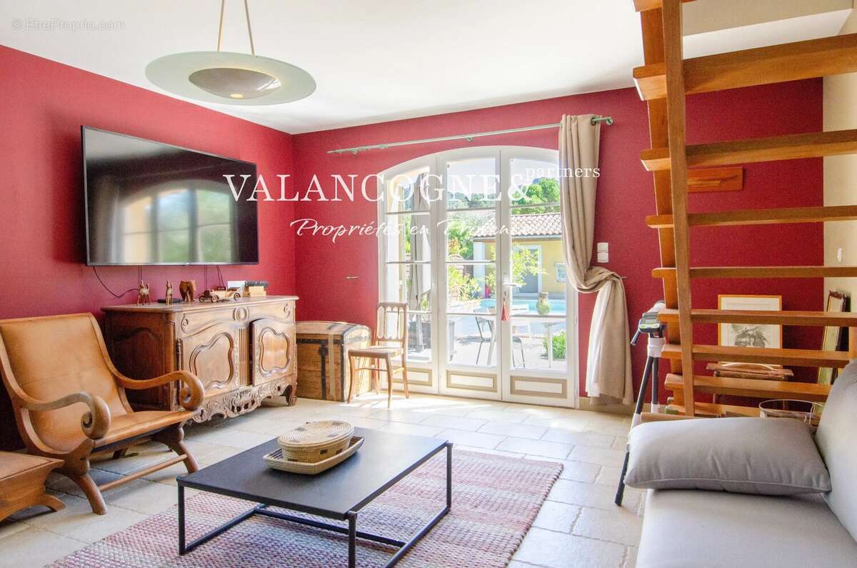 Maison à pied du centre de St Remy de Pce - photo 8