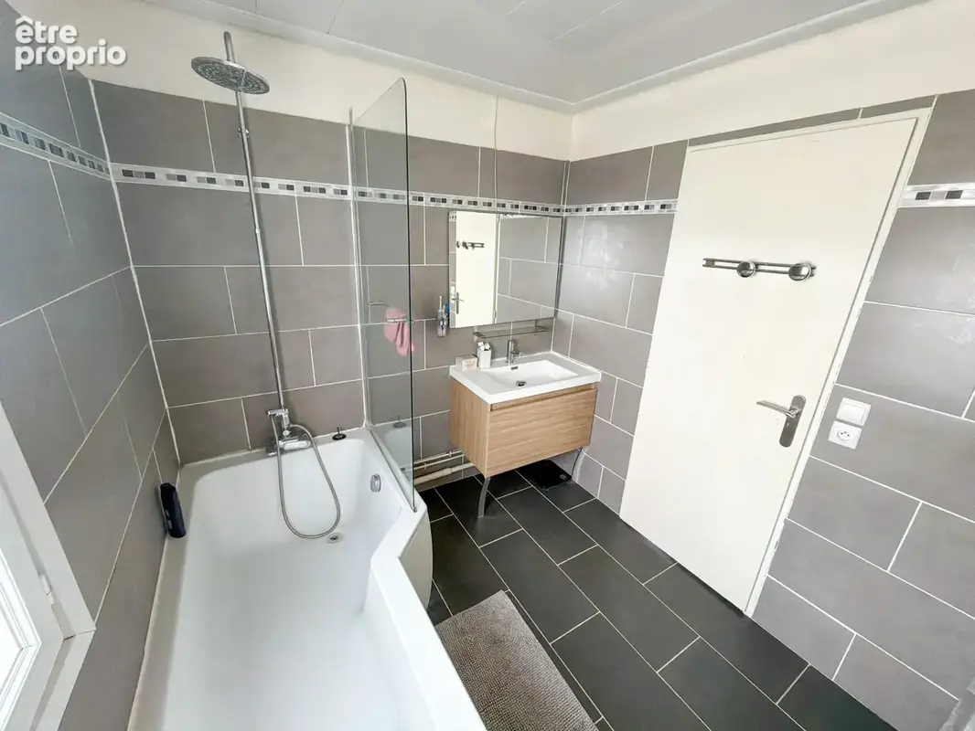 Maison 5 pièces 103 m² à vendre à Lys-Lez-Lannoy (59390) - photo 8