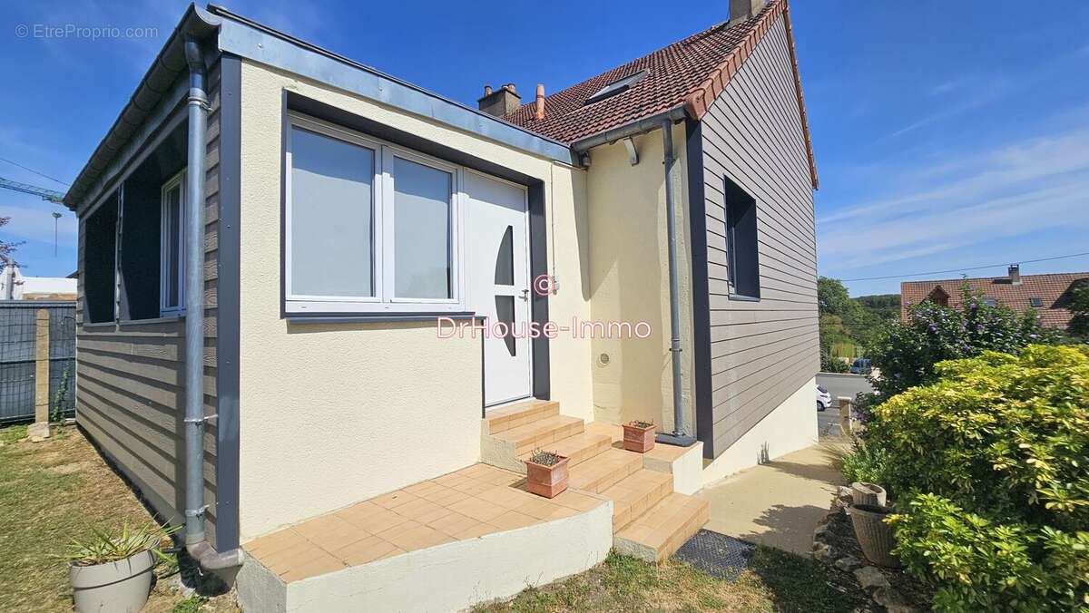 Maison 92 m² à Le Mans  - photo 2