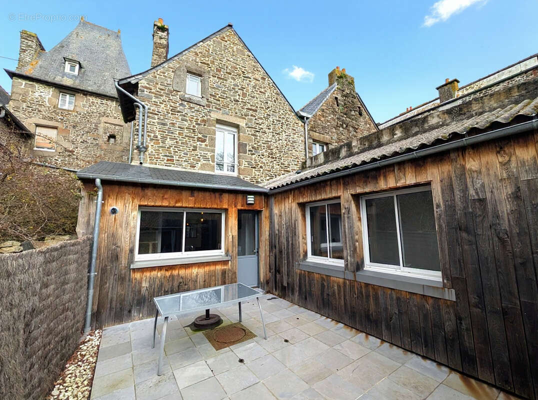 Appartement à DOL-DE-BRETAGNE