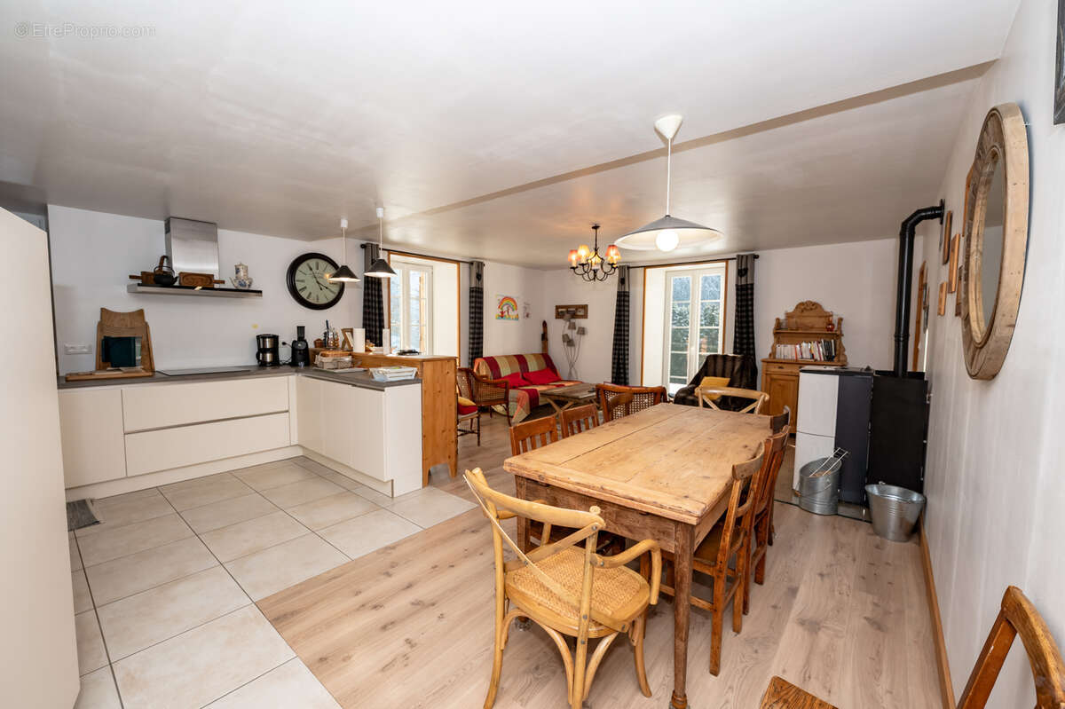 Appartement à JOUGNE