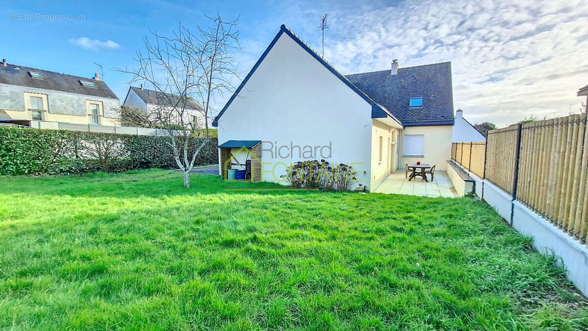 Maison à CHARTRES-DE-BRETAGNE