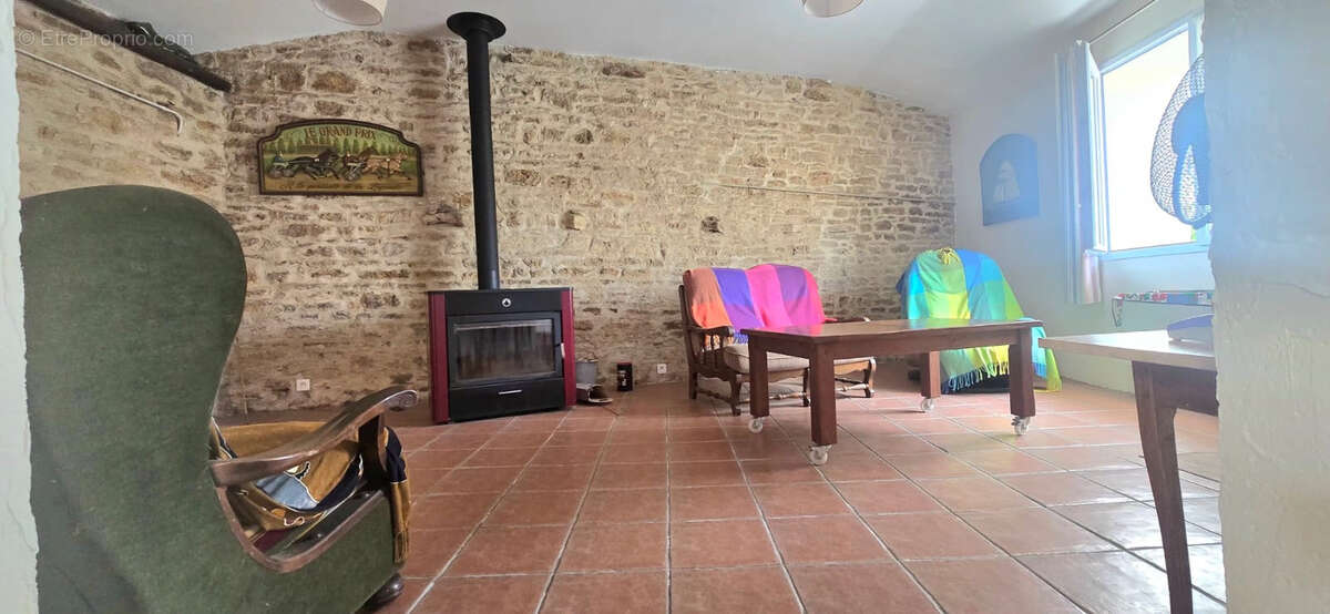 Maison à SAINT-CYR-EN-TALMONDAIS