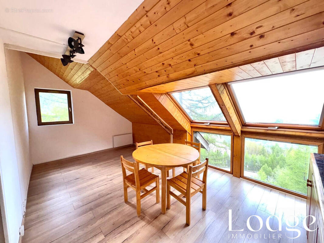 Appartement à PUY-SAINT-VINCENT