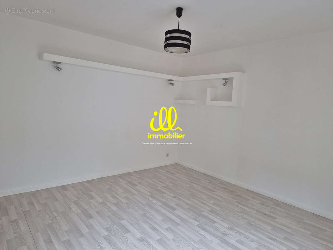 Appartement 49 m² à Charleville-Mezieres  - photo 6