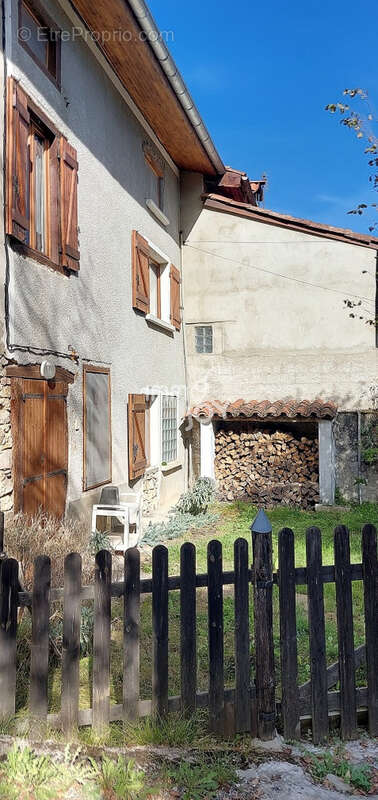 Maison à DURBAN-SUR-ARIZE