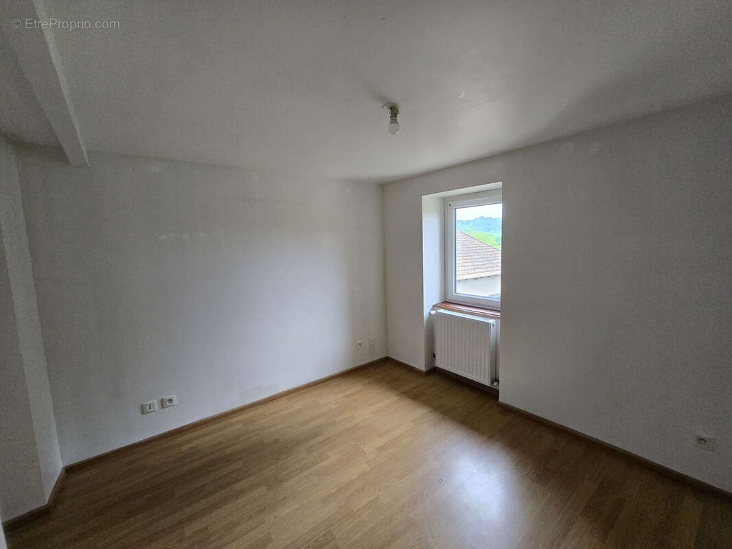 Maison à MUSSY-SOUS-DUN