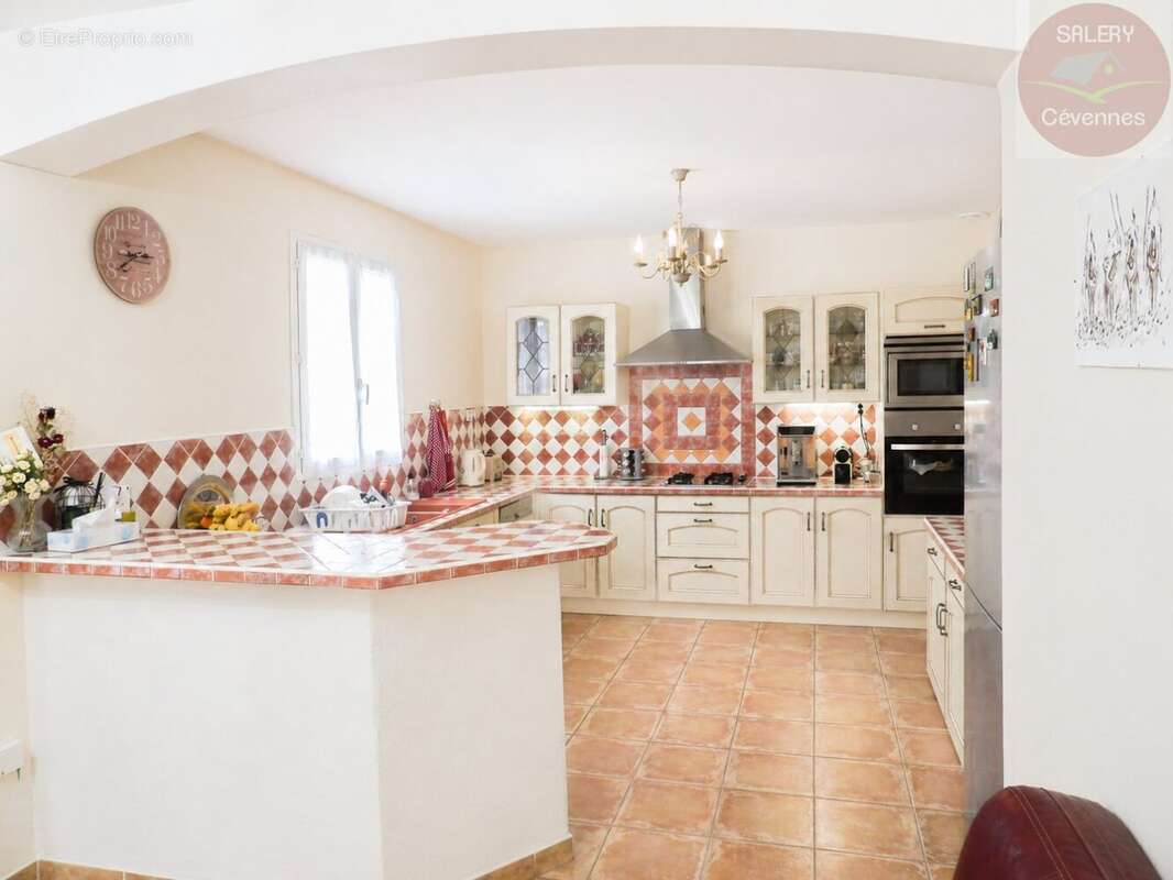 Maison à LEDIGNAN