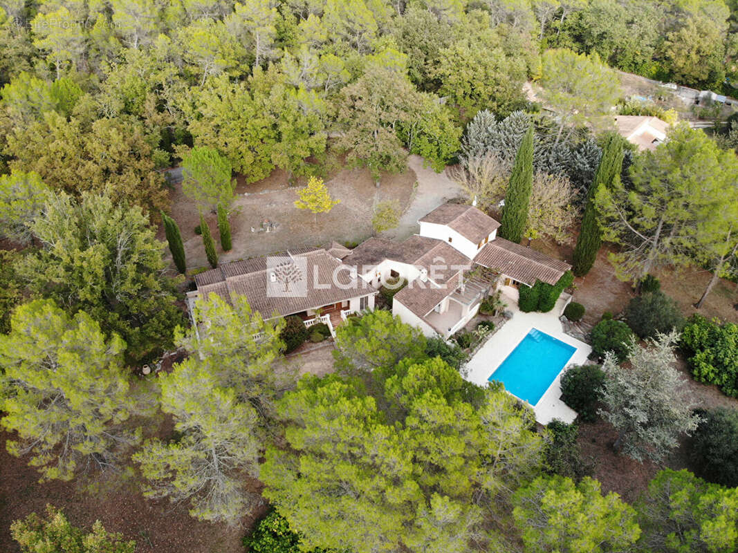 Maison à SAINT-PAUL-EN-FORET