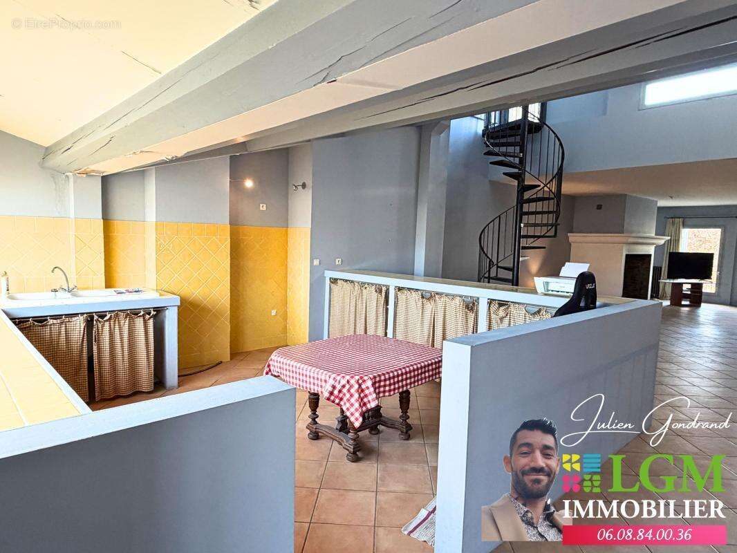 Appartement à AIGUES-MORTES