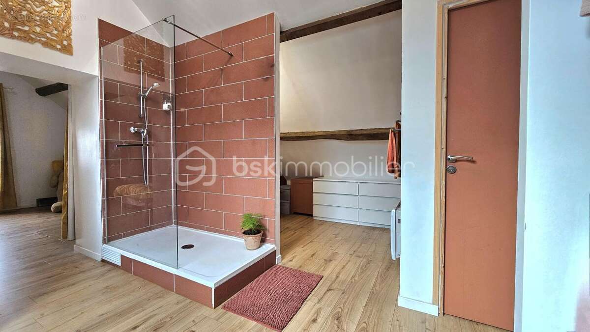 Maison à QUINCY-VOISINS