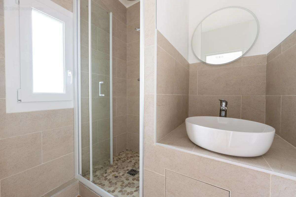 Appartement à LES MUREAUX