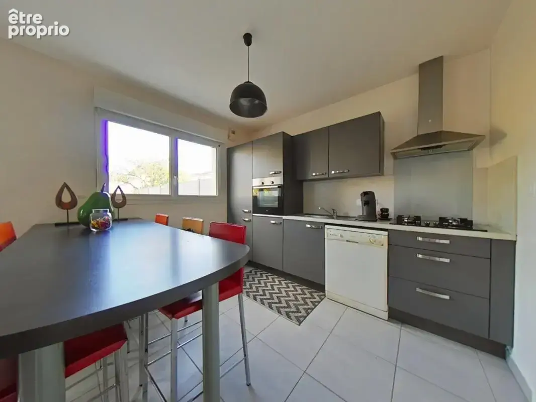 FAMECK – ÉDANGE  Maison récente de 94 m² avec 4 chambres, jardin et garage - photo 2