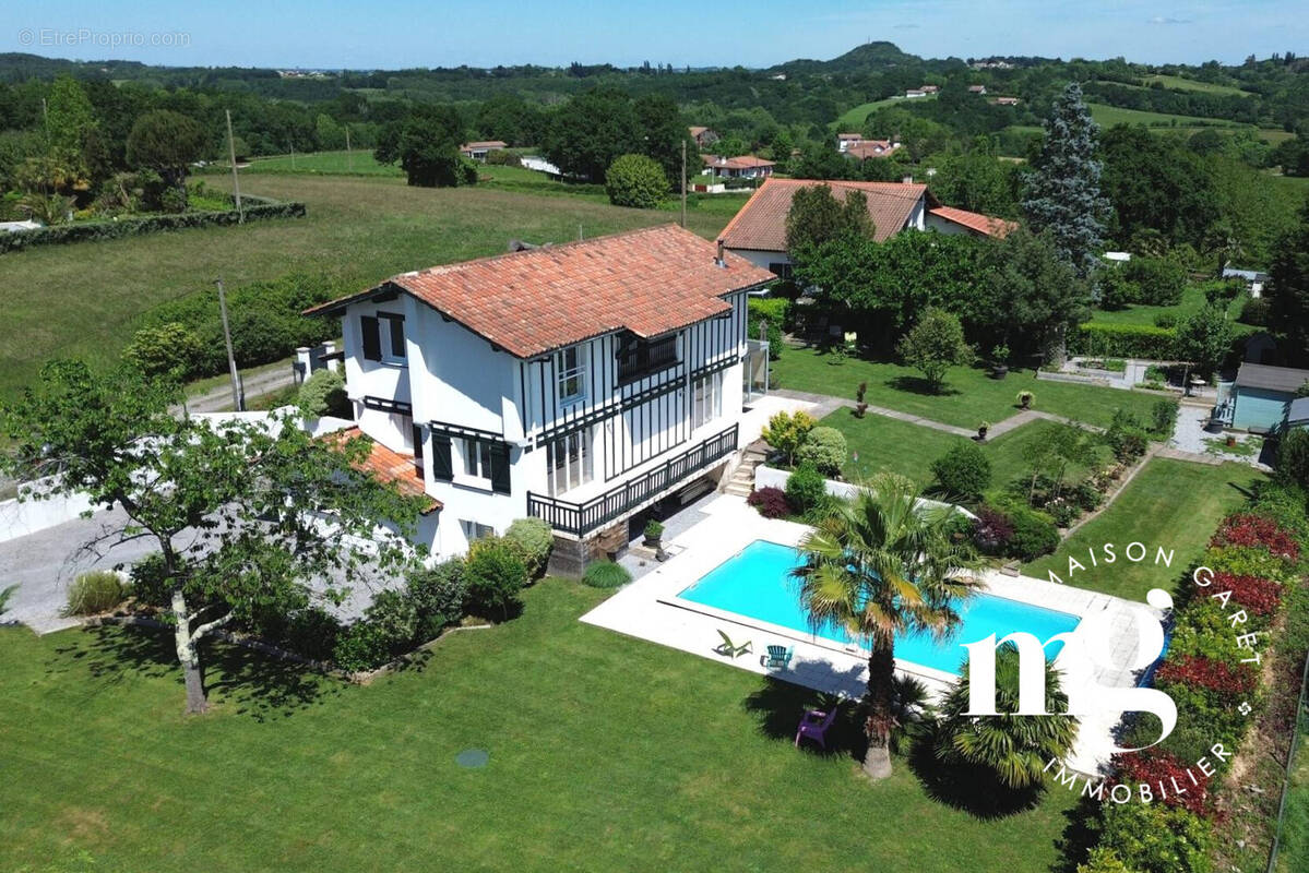 Maison à ARCANGUES
