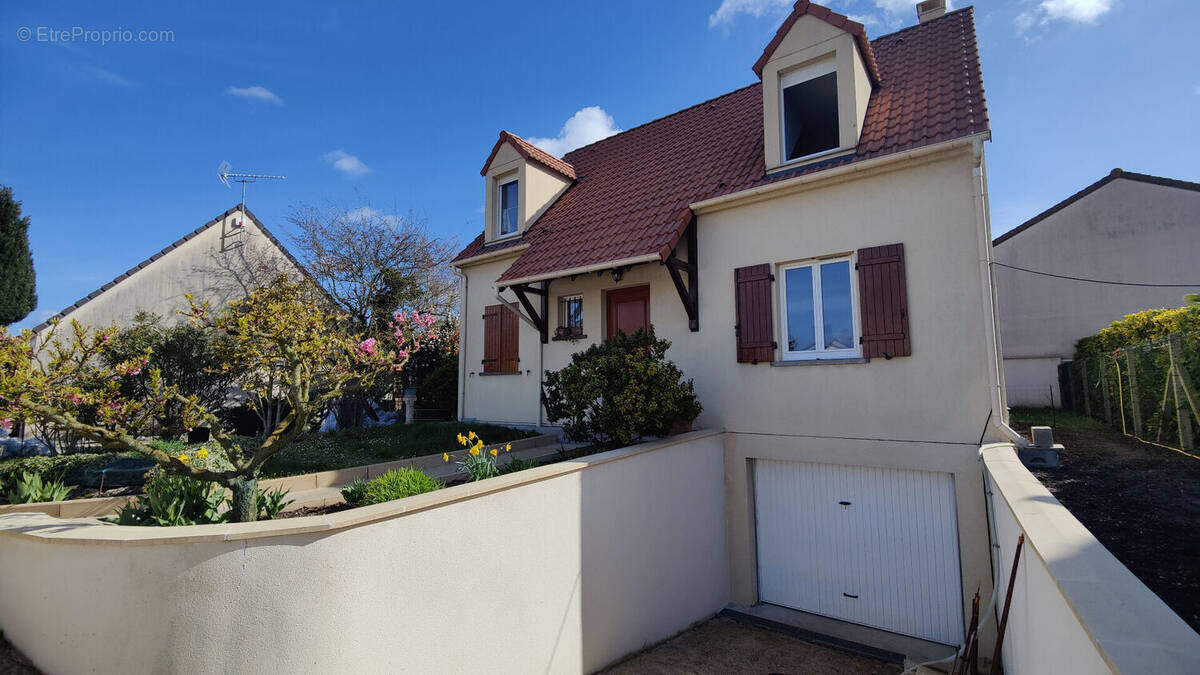 Maison à CONFLANS-SAINTE-HONORINE