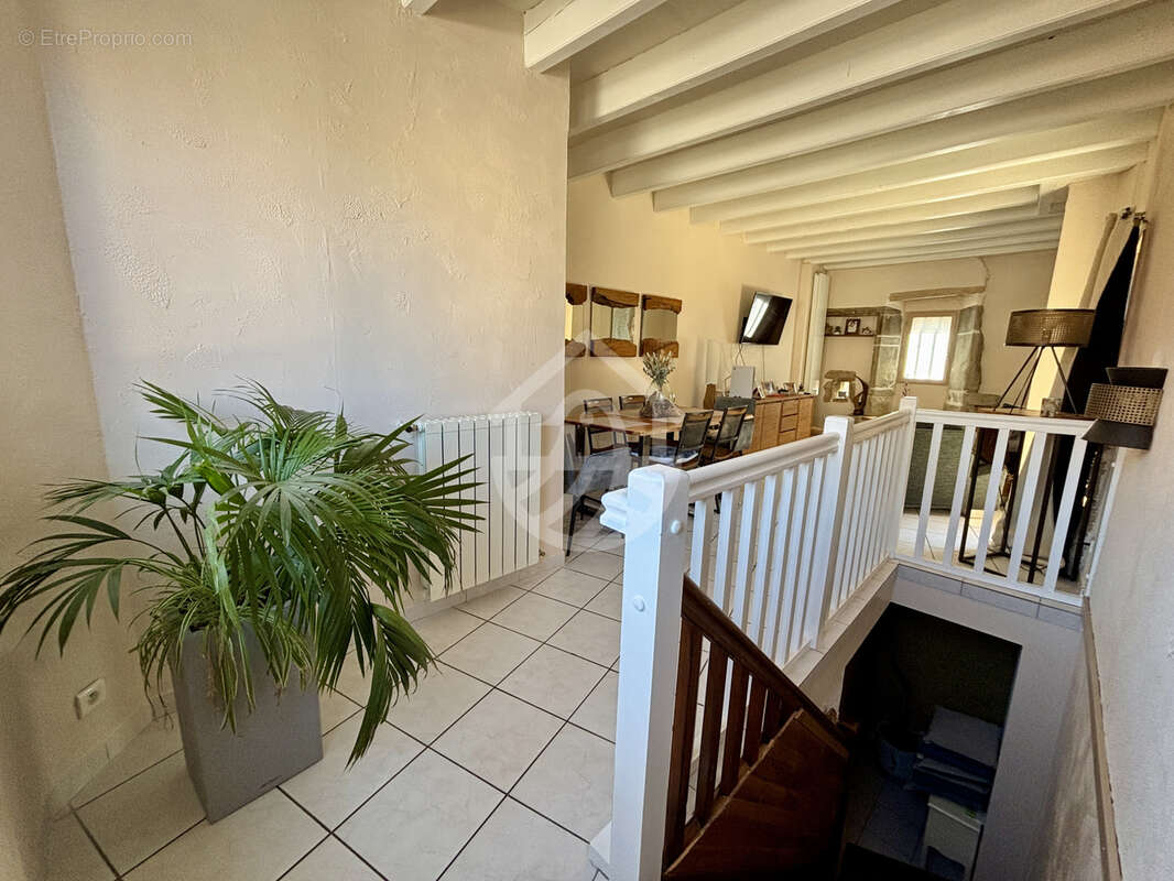 Maison à MAUVES