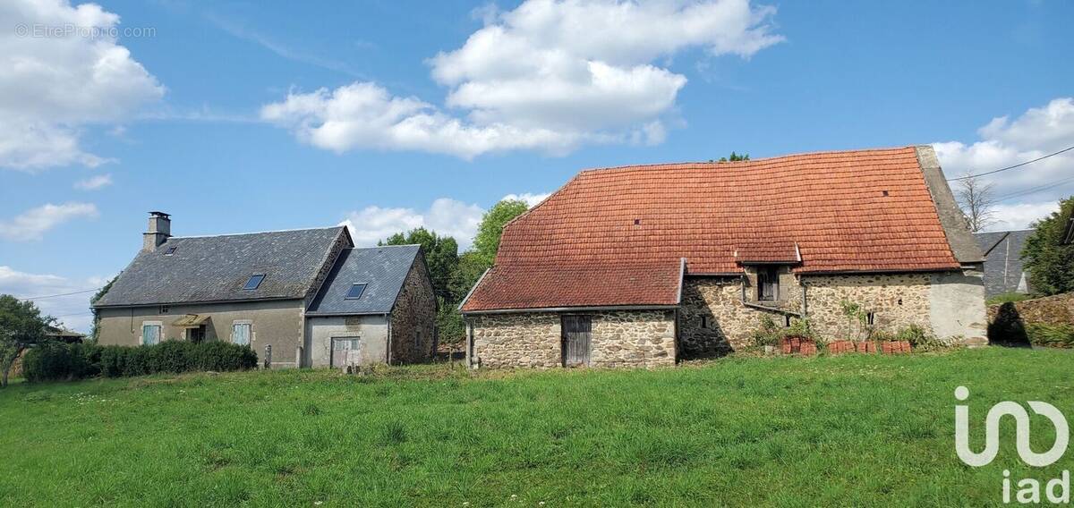 Photo 1 - Maison à NEUVIC