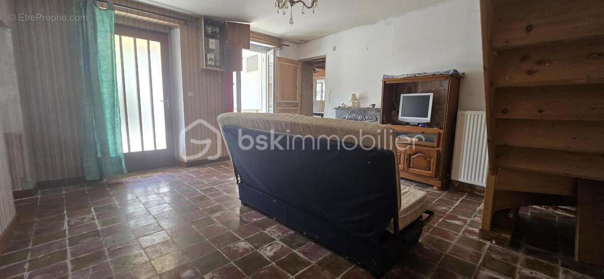 Maison à SAINT-MARTIN-DE-SANZAY