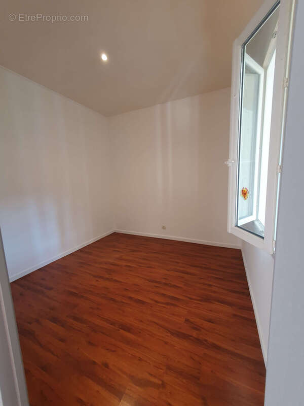 Appartement à AUNEAU