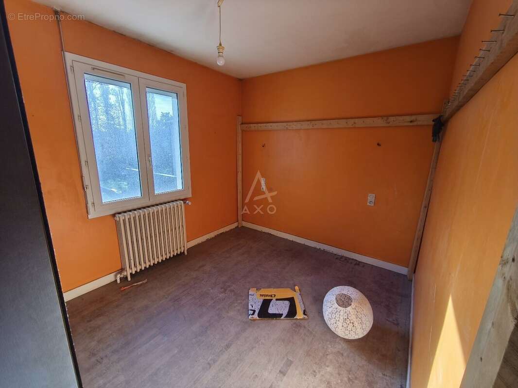 Maison à LES HERBIERS