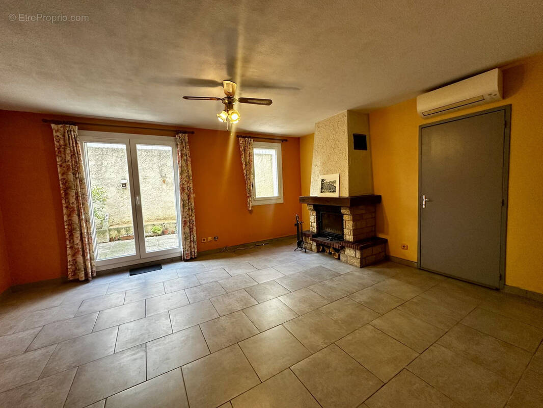 Maison à MARSEILLE-10E