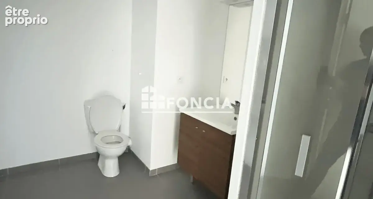MARSEILLE FLAMMARION / LONGCHAMP - Appartement T2 - 45 m² - terrasse - parking - Exposé Ouest - Résidence 2019 - photo 12