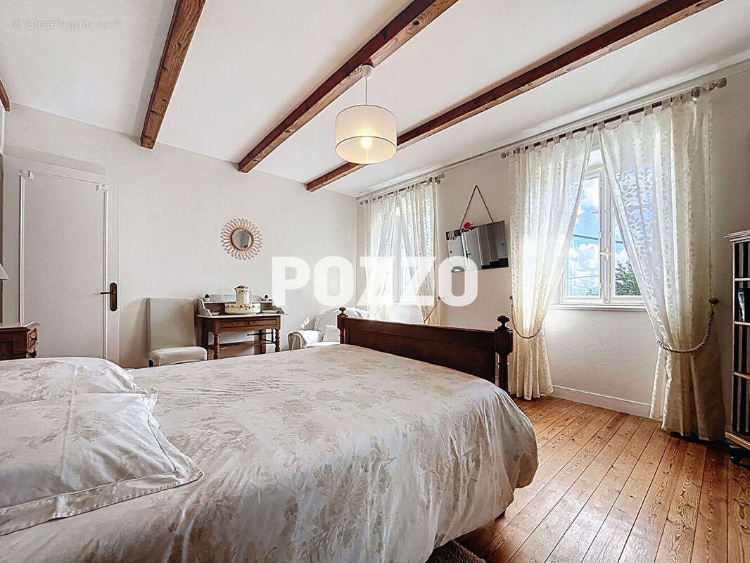 Maison à BRICQUEVILLE-LA-BLOUETTE