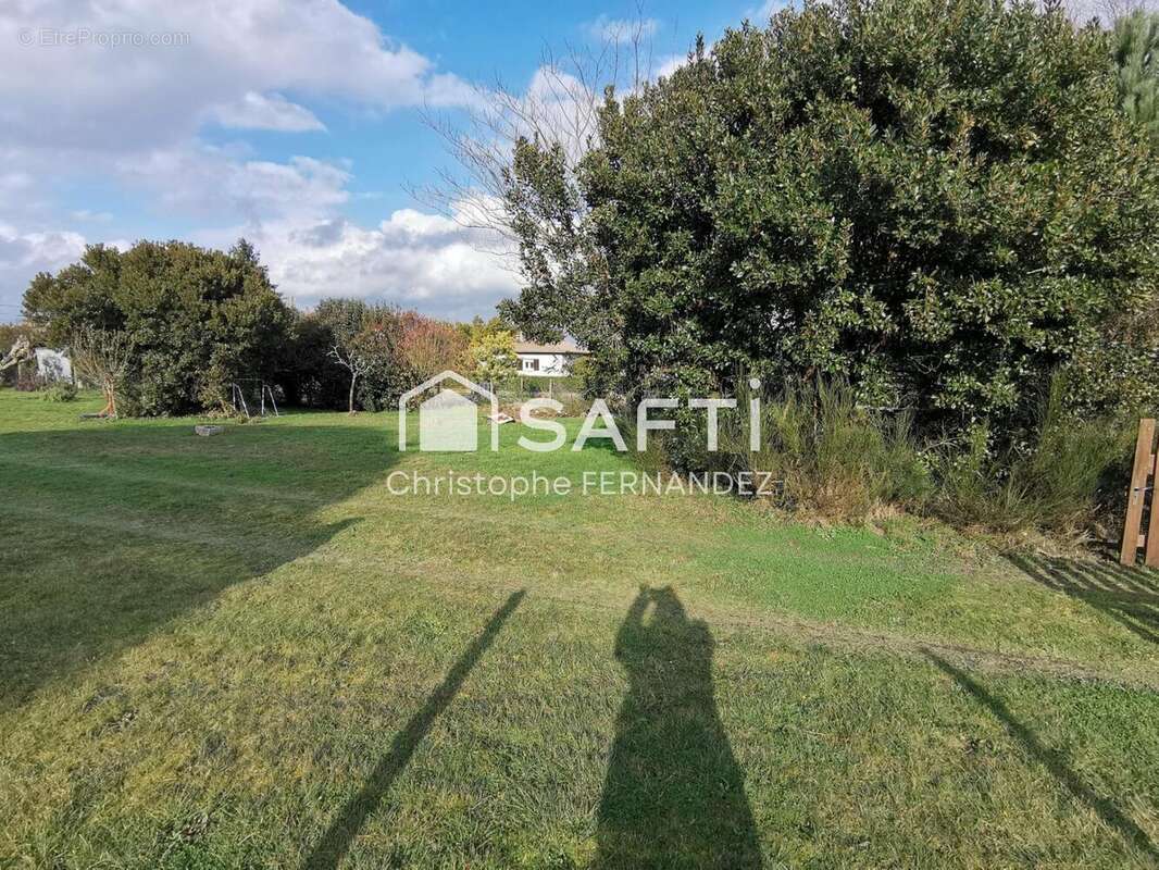 Photo 4 - Terrain à BERSON