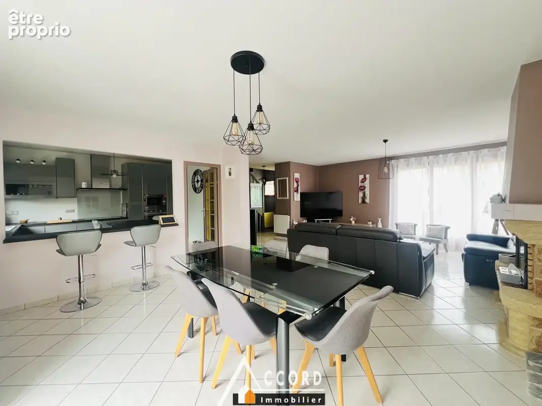 Maison 5 pièces 110 m2 - photo 5