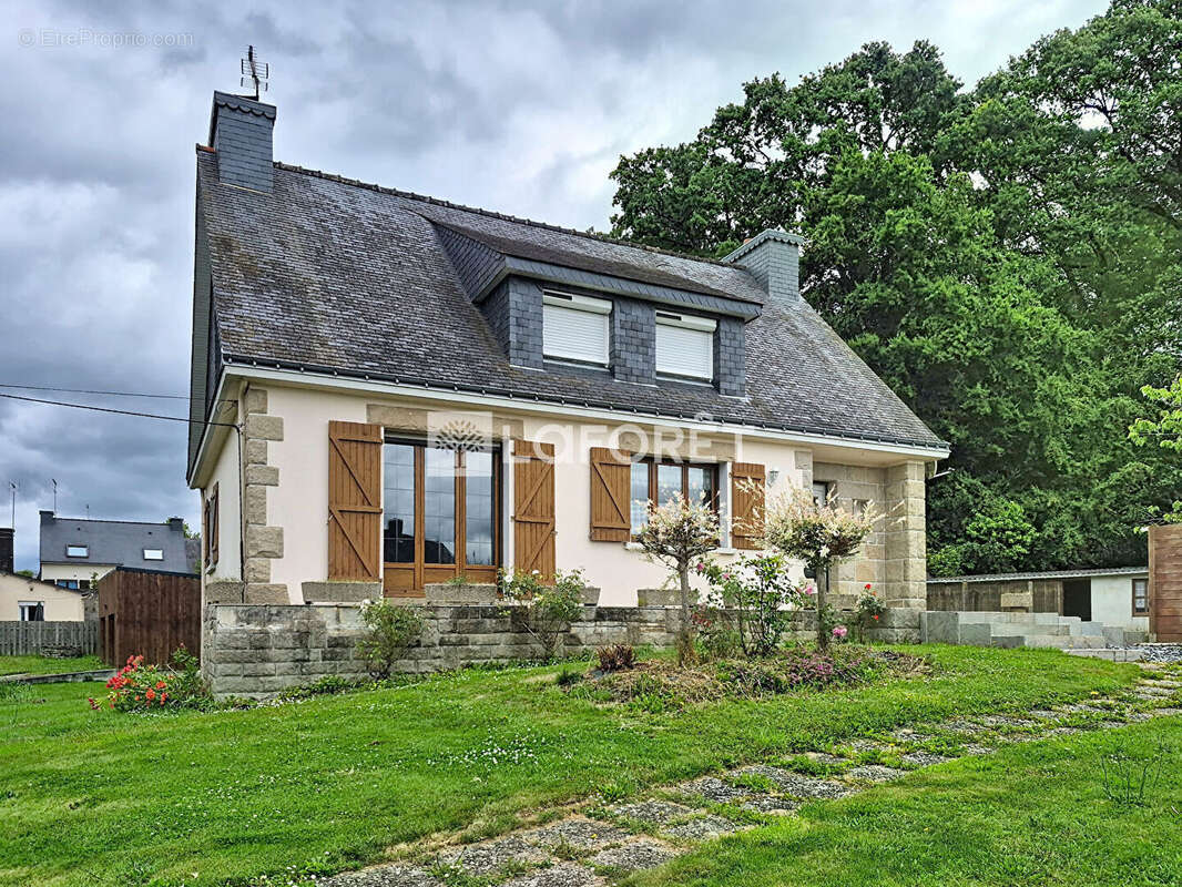 Maison à LANOUEE