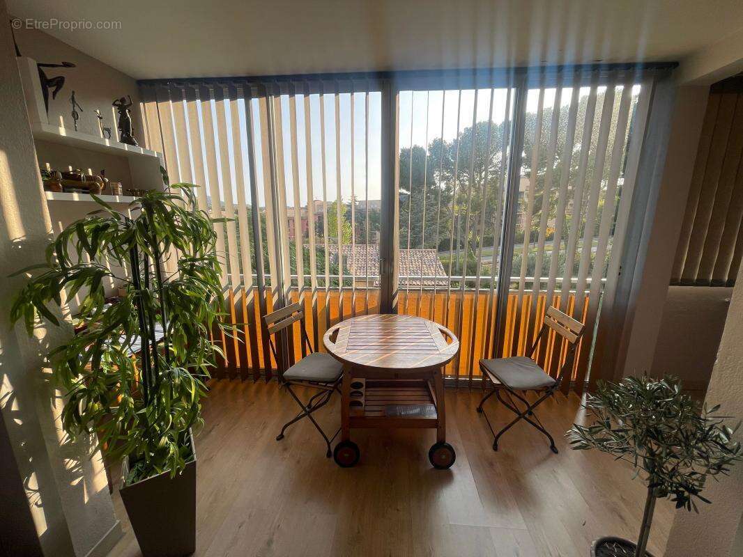 Appartement à SIX-FOURS-LES-PLAGES