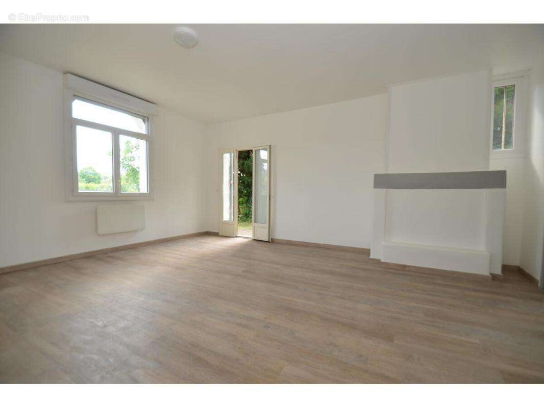 Appartement à MOULIN-NEUF