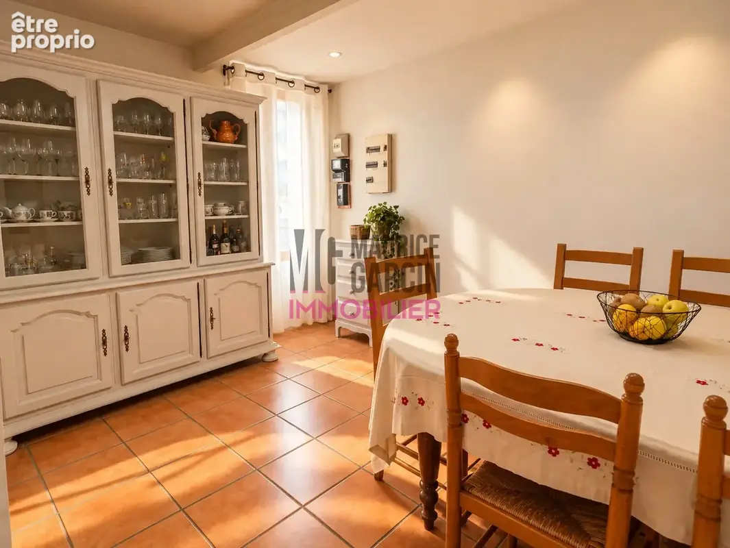 Maison 8 pièces 195 m² à vendre à Monteux (84170) - photo 4