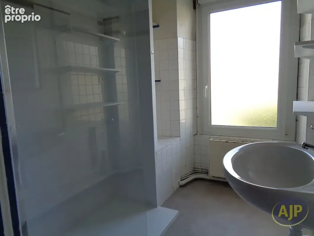 Maison + T2 Plumelec 9 pièce(s) 150.9 m2 - photo 10