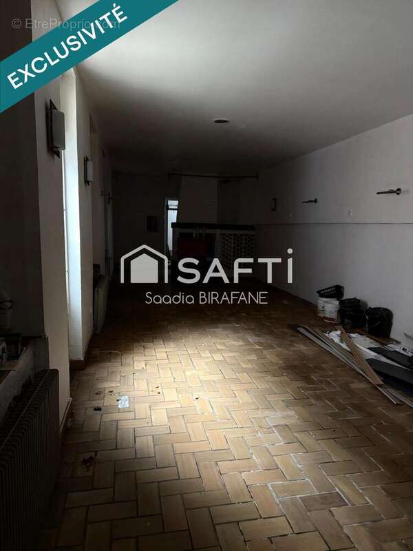 Photo 2 - Commerce à HARNES