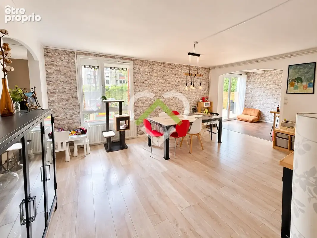 Appartement de 114 m2   3 chambres   Jardin privatif   Garage - photo 2