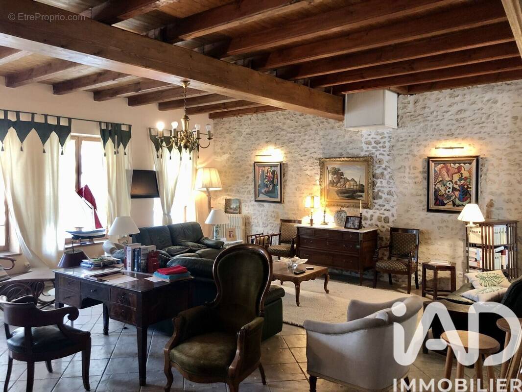 Photo 1 - Maison à BOURCEFRANC-LE-CHAPUS