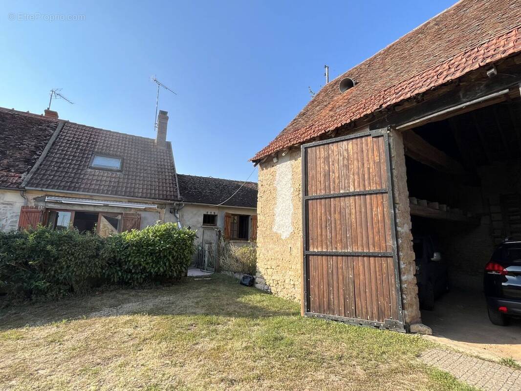 Maison à COUST