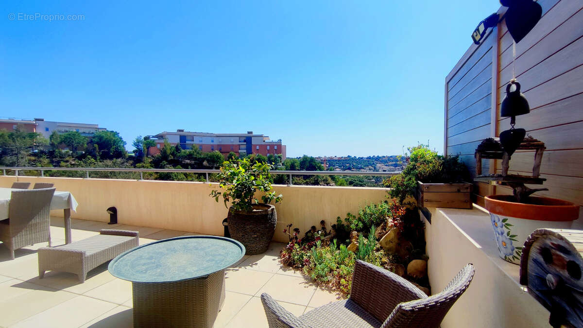 Autre à SAINT-RAPHAEL