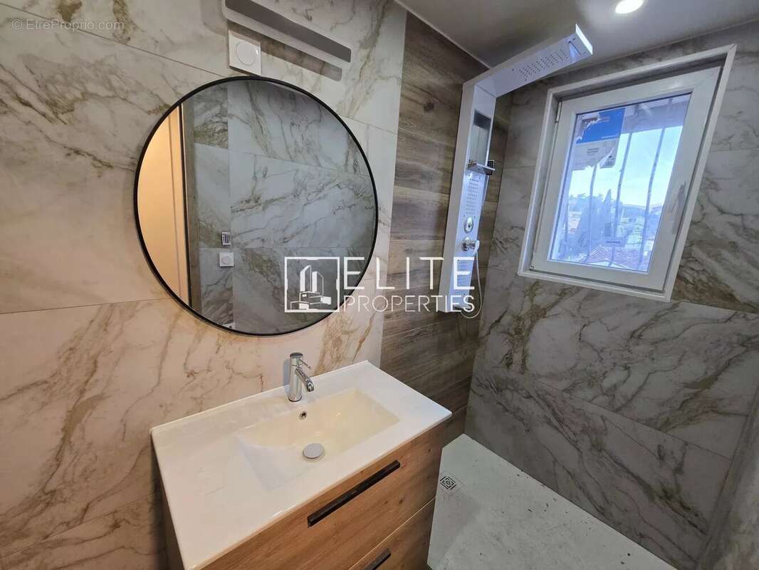 Appartement à PEGOMAS