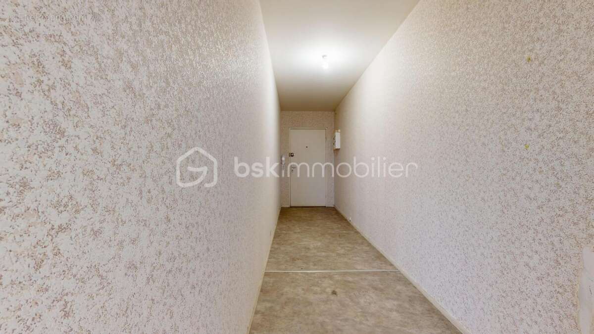 Appartement de Type T2 de 69 m² - photo 6