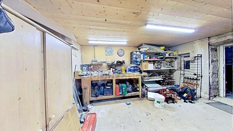 Maison à ETREPIGNEY