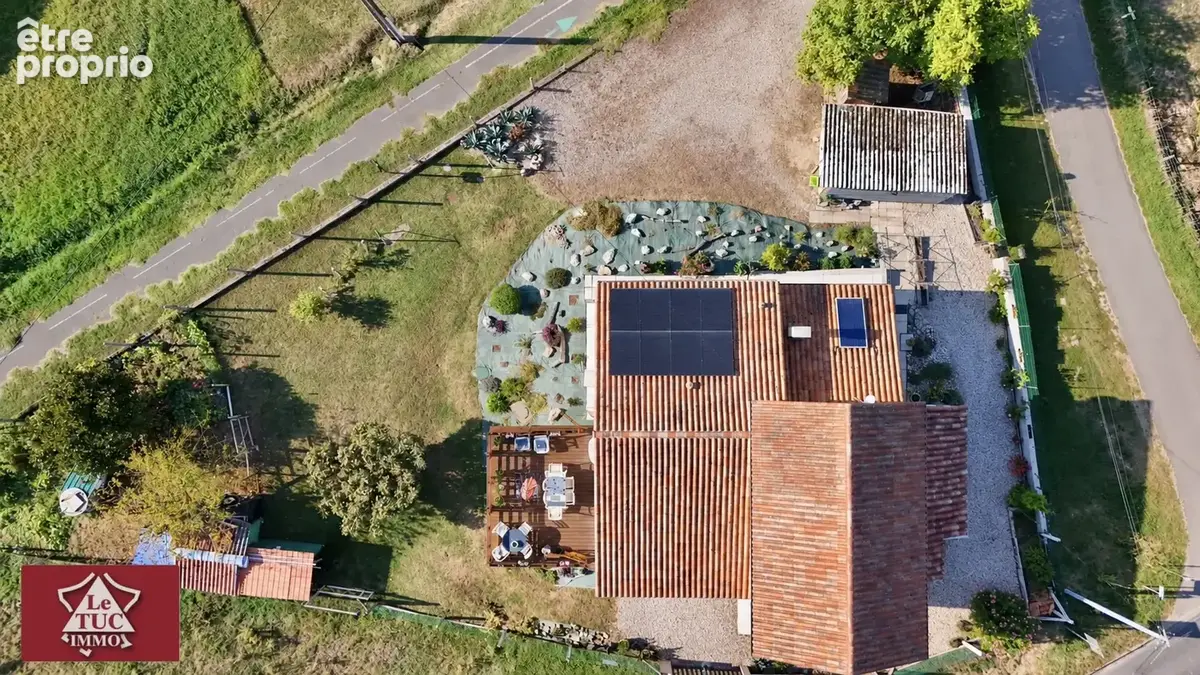 Maison en pierre avec jardin - photo 2