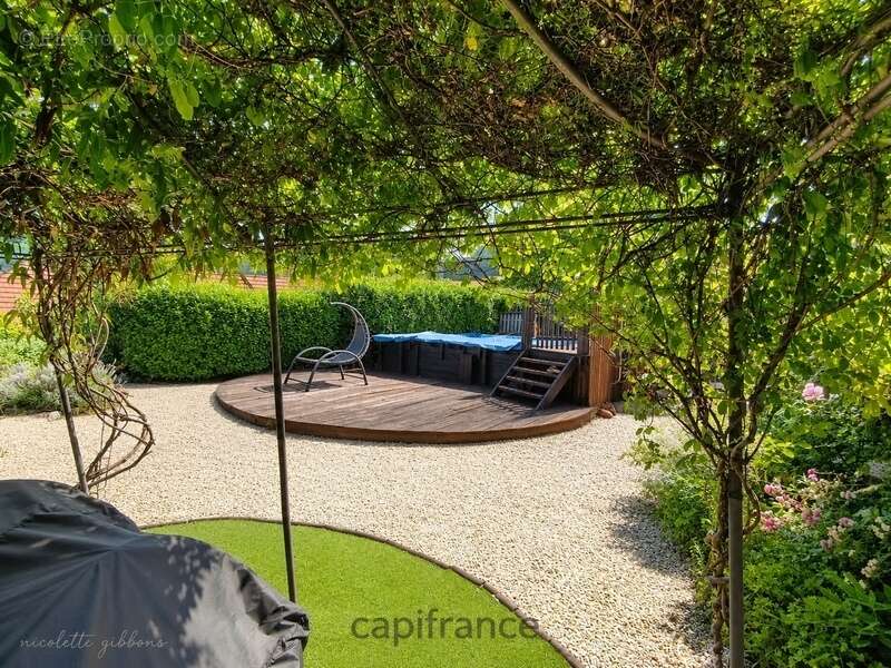 Maison à BEAULIEU-SUR-DORDOGNE